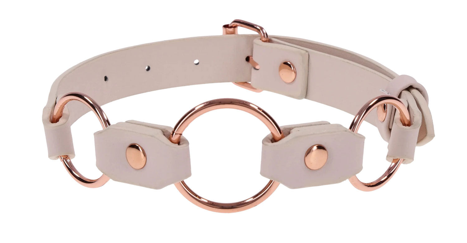 Peaches 'N Creame Ring Day Collar